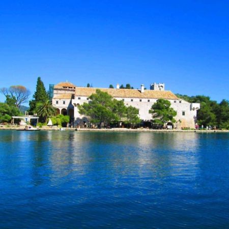 Villa Anita Sobra ภายนอก รูปภาพ